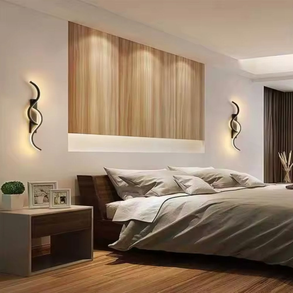 Verstellbare LED-Wandleuchte im skandinavischen Stil